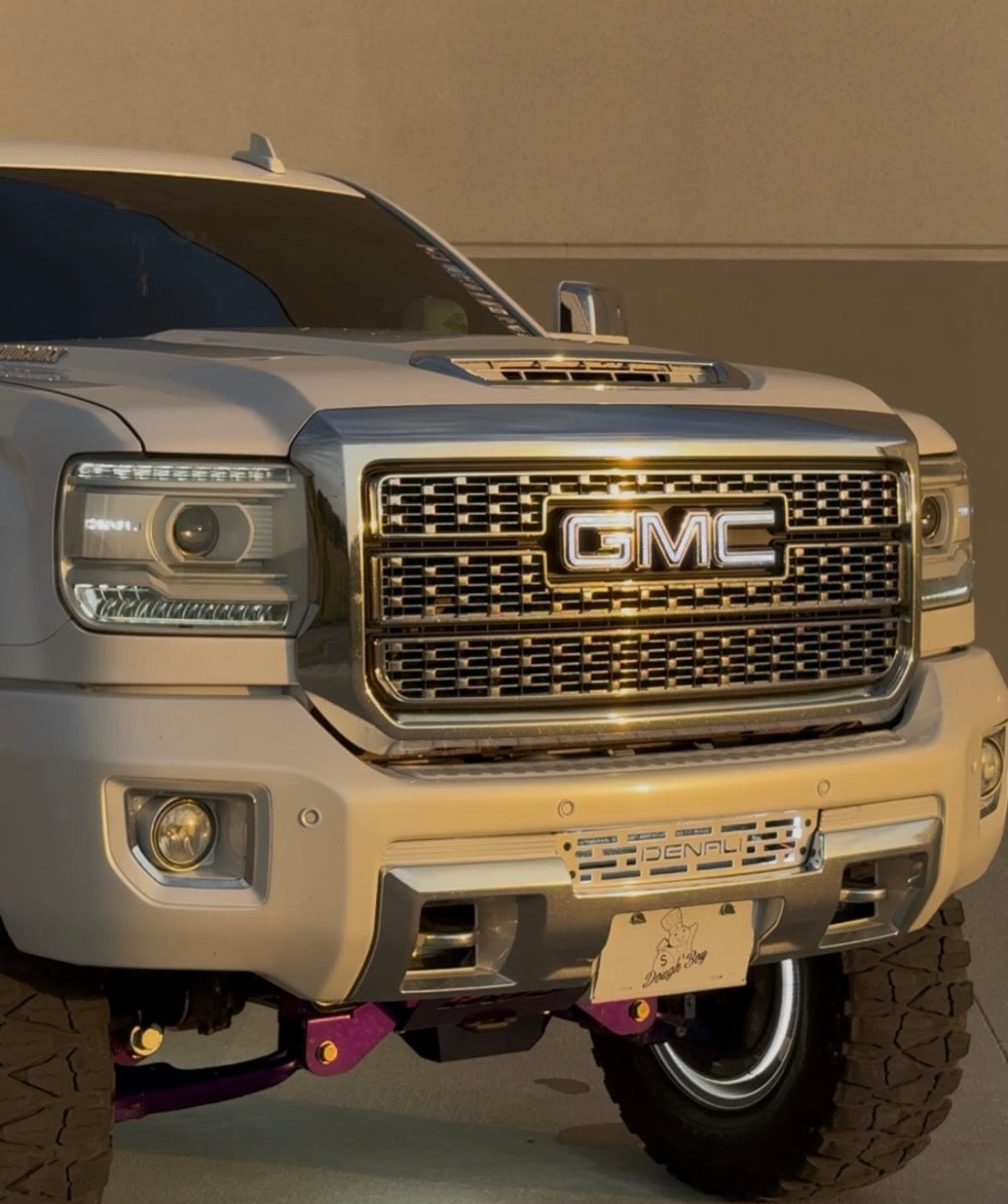 2014-2018 Sierra Color Matched Headlights