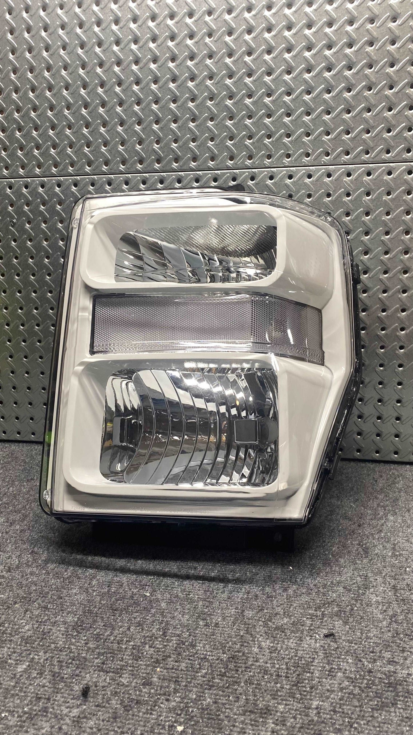 2008-2007 colormatched SuperDuty Headlights