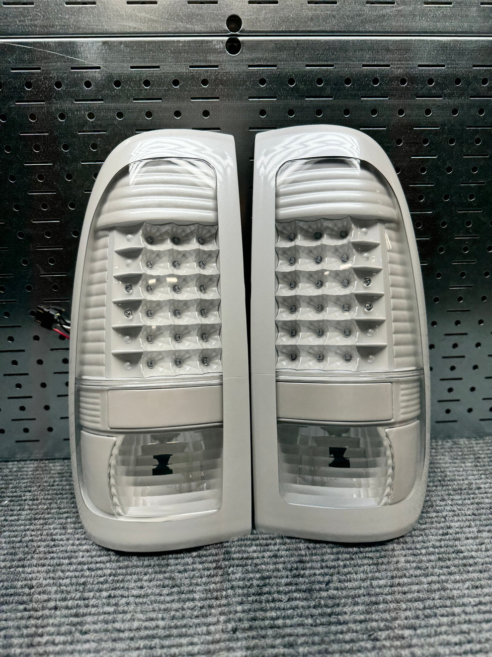 1999-2016 Colormatched SuperDuty LED tail lights – Premium Retros